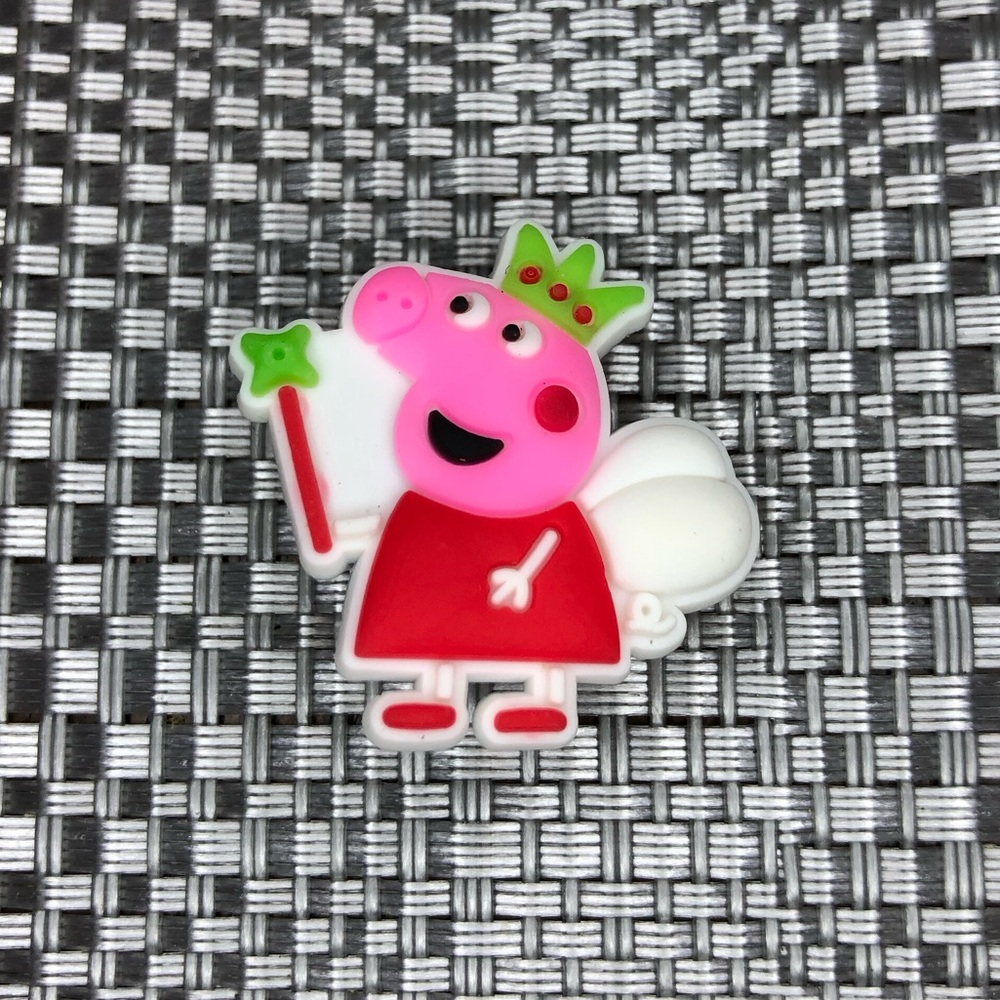 10/$13 Peppa Pig Shoes Charm